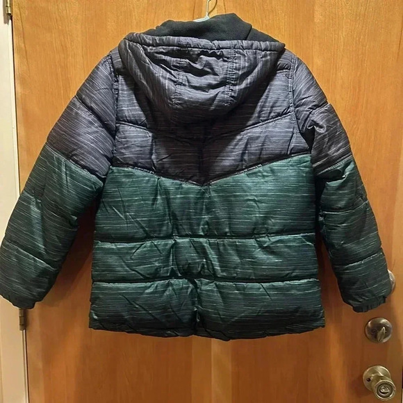 Puffer coat with hood size large. 14/16 - Picture 4 of 4